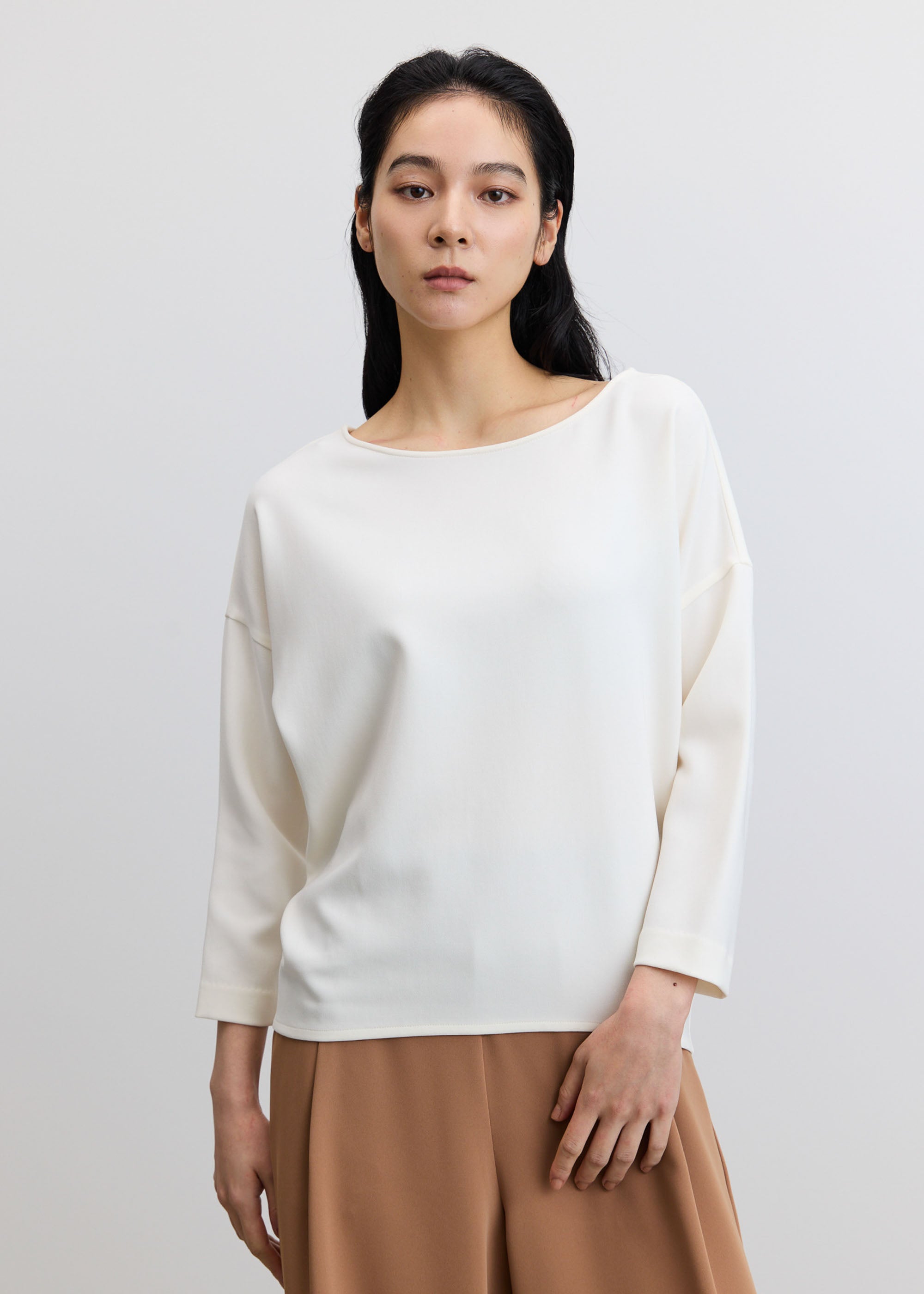 コクーンブラウス8分袖 - SOÉJU online store｜上質な大人の女性のため