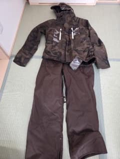 デサント製】A-SEVEN スノボウェア上下セット L 迷彩 ヒートナビ搭載