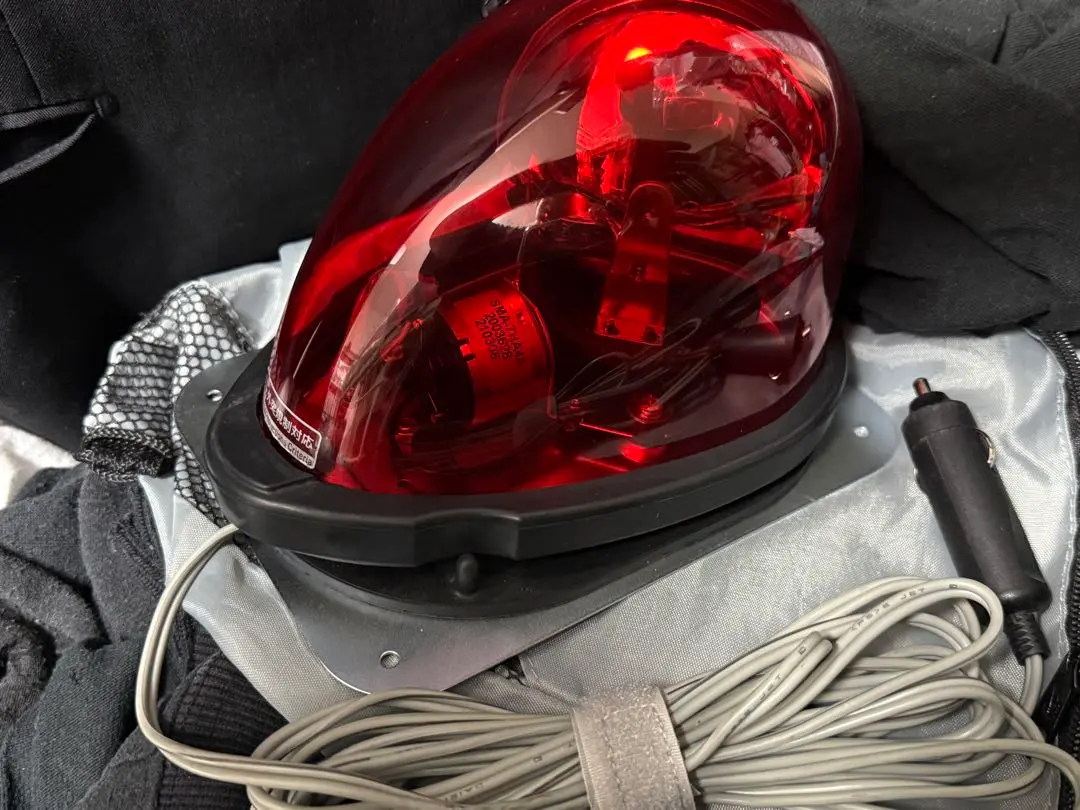 HKFM 101 GFT パトライト 回転灯 12V 覆面 機捜 MIU 赤灯