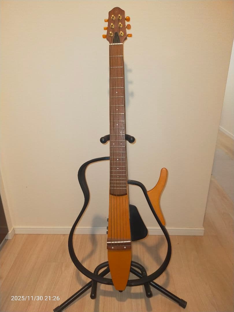 YAMAHAサイレントギター　SLG-100S　スタンド付 YAMAHA (ヤマハ) サイレントギター SLG-100S｜トレファクONLINE