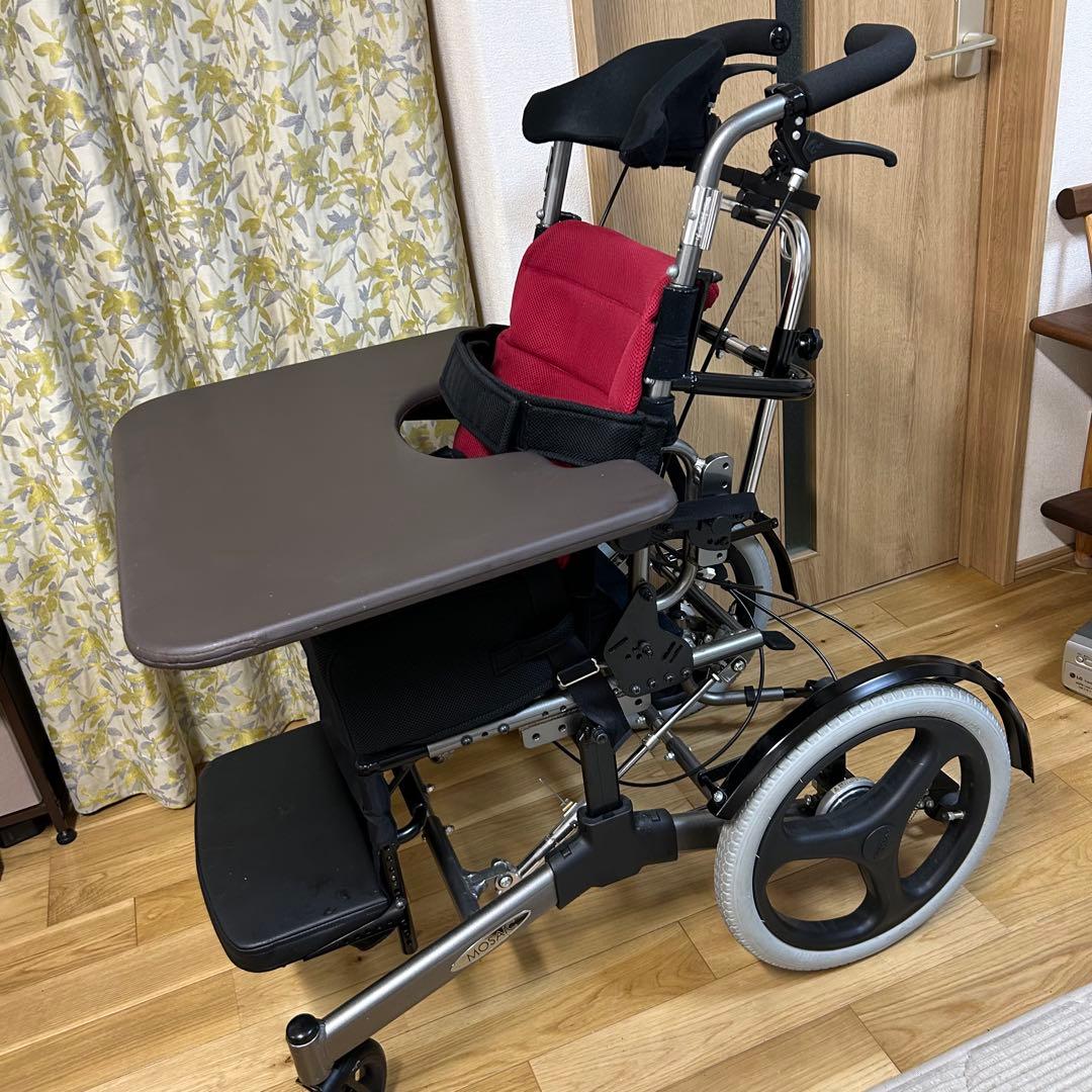 モジュラー式 座位保持装着　車椅子　MOSAIC ティルト付　屋外　障害児バギー