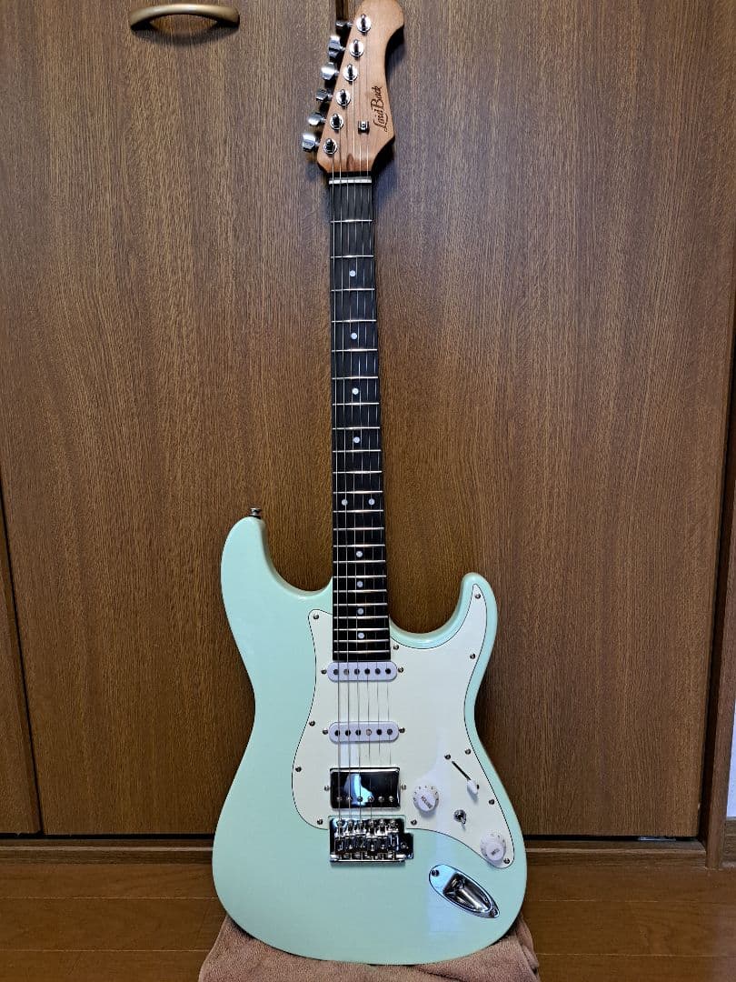 Laidback ストラトモデル(コンプ・オクターバー付) LaidBack LST-5-R-3S Vintage Black エレキギター ストラトタイプ