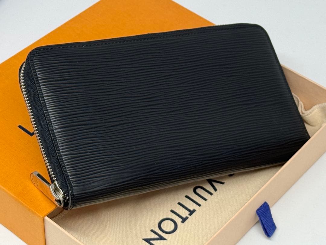 極美品！ルイヴィトン　エピ　ジッピーオーガナイザー　ブラック ジッピー・オーガナイザー ルイヴィトン LOUIS VUITTON エピ NM