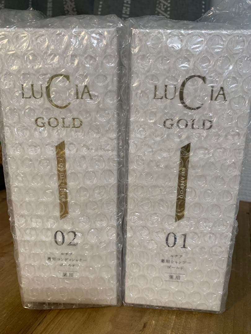 ルチア 薬用シャンプーゴールド＆コンディショナーゴールド ルチア薬用シャンプーゴールド｜ルチア公式オンラインショップ