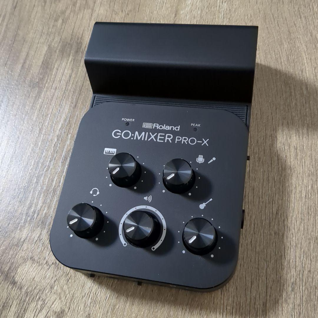 Roland GO:MIXER PRO-X モバイル・デバイス専用ミキサー Roland - GO:MIXER PRO-X | Audio Mixer for Smartphones