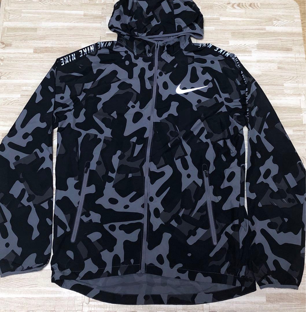 ナイキランニングジャケット AS+M+NK+THFIT+PRMLFT+TRAIL+JKT.png