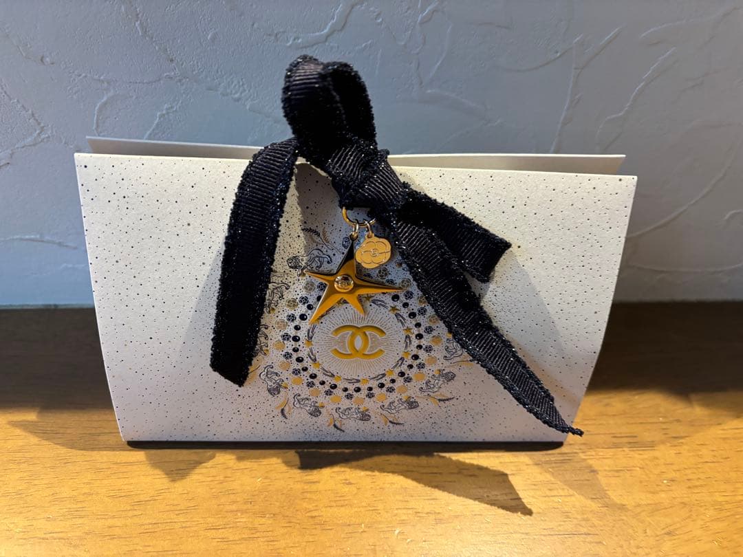 シャネルＮ°５オードゥパルファムパーススプレイコメット（シーズン限定）