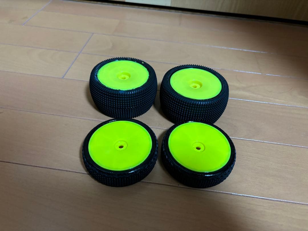 Associated RC10 B7 メカ類付き スペアパーツ多数 - メルカリ