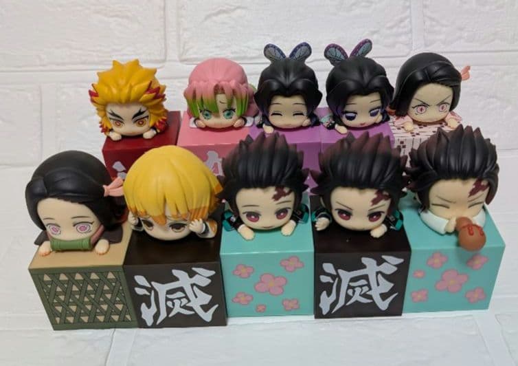 鬼滅の刃　ひっかけフィギュア　まとめ売り 鬼滅の刃 ひっかけフィギュア 8体セット - メルカリ