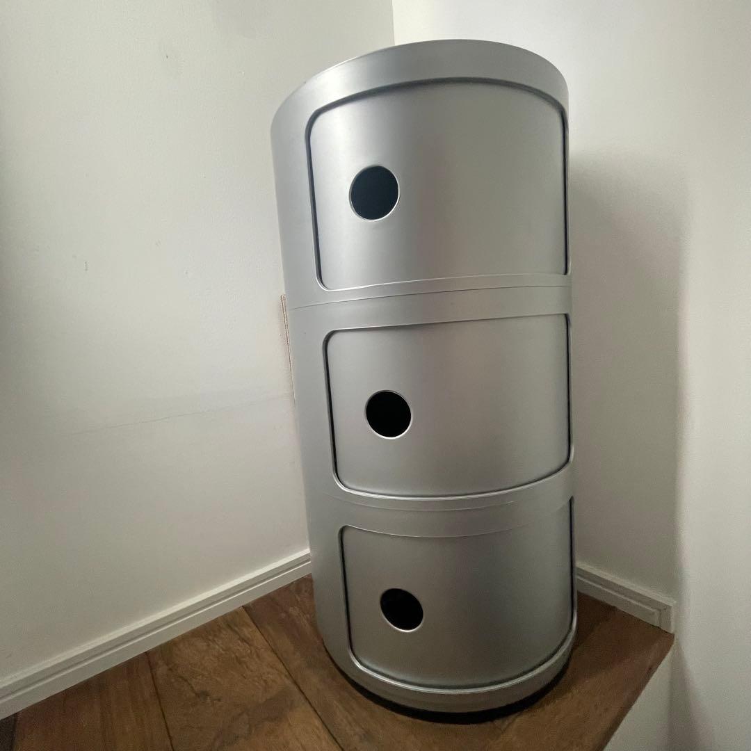 Kartell｜カルテル　コンポニビリ3 ／シルバー 3段収納 コンポニビリ3｜Kartell｜カルテルオフィシャルサイト｜イタリア製