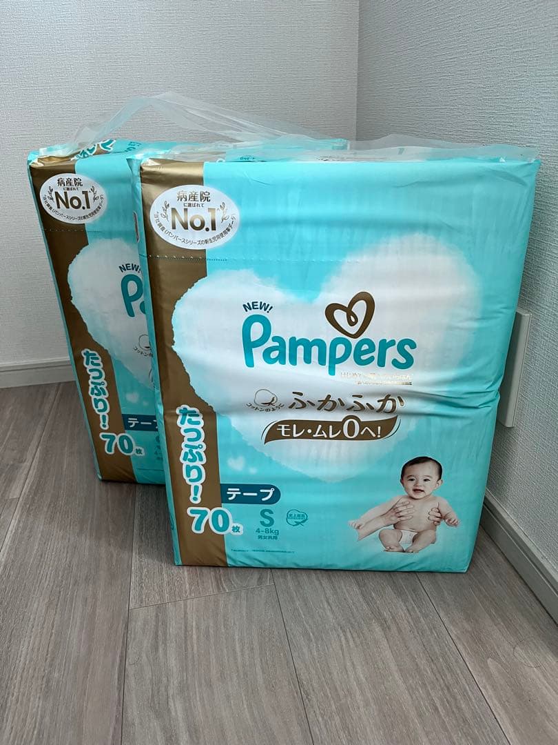 ⭐︎かめ⭐︎Pampers NEW ふかふかモレしらず Sサイズ 70枚×2袋