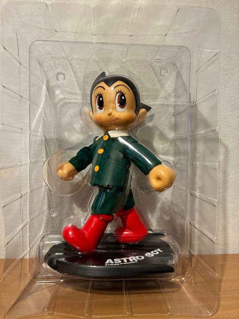 手塚治虫誕生80周年記念 鉄腕アトム ソフビ フィギュア Tシャツ HOOP