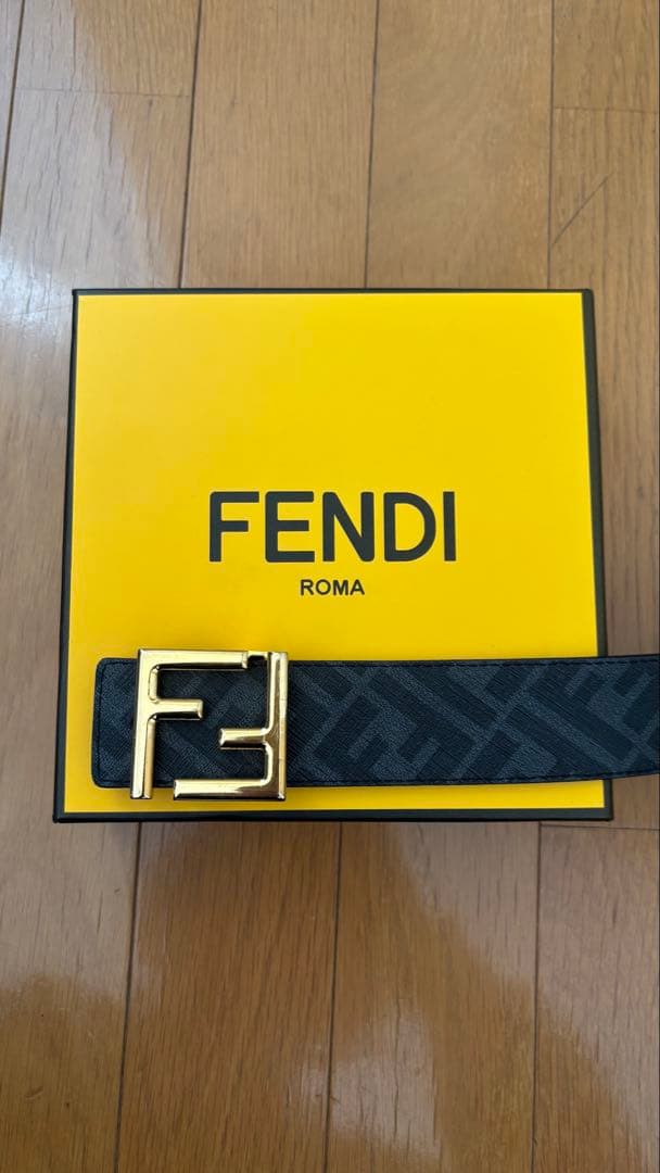 FENDI FFロゴ レザーベルト FENDI（フェンディ） FFロゴ バックル ブランドオフ レザー ベルト