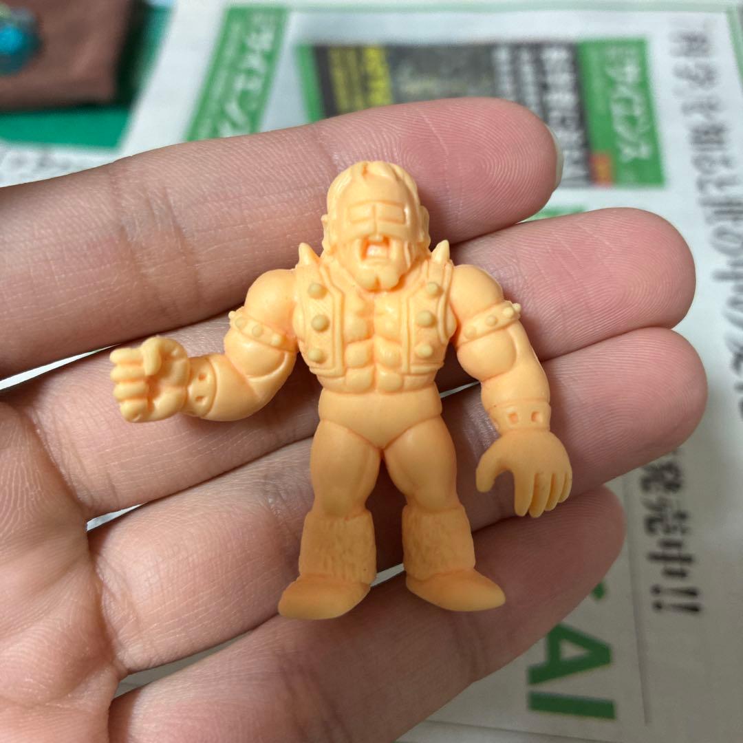 キン消し　レギュラーパート30 ネプチューンマン　肌色　当時物 キン消し パート13 ネプチューンキング 肌色 当時物 キン肉マン