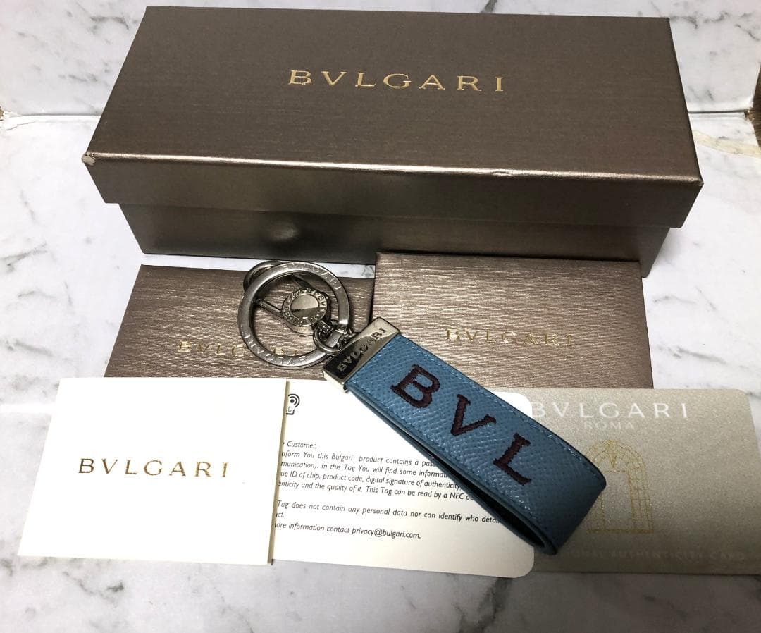 【美品】ブルガリキーリング　ブルガリマン　レザー　ライトブルー系