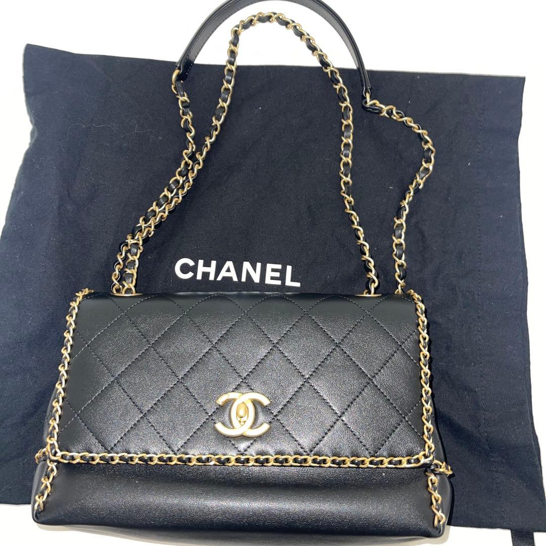 CHANEL フラップバッグ　黒　1回使用！ シック☆使いやすさ◎》 CHANEL ミニ フラップ バッグ (CHANEL