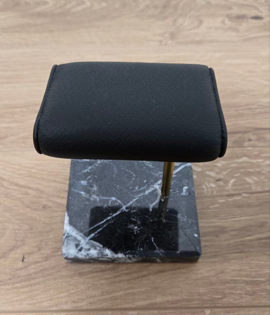 The Watch Stand 時計スタンド 黒