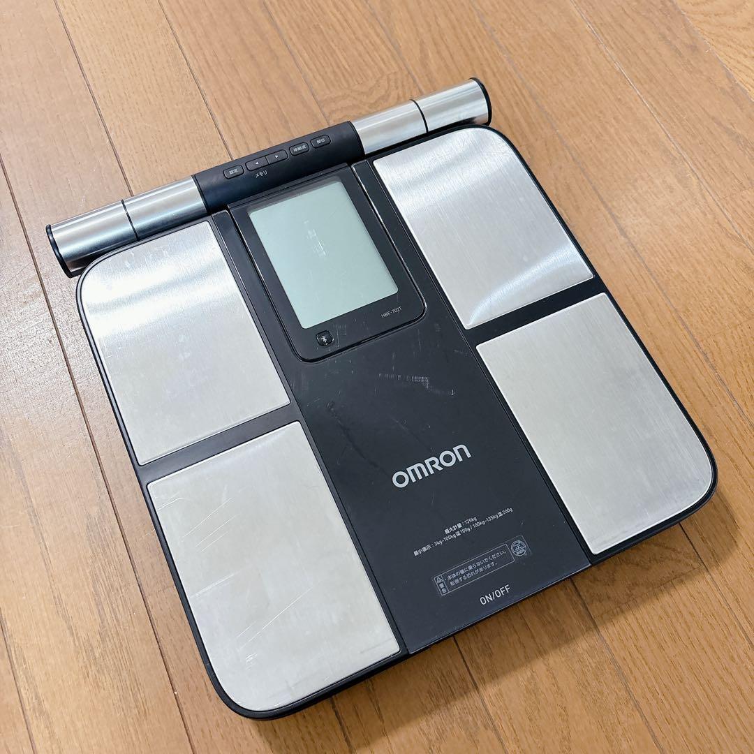 オムロン 体重体組成計 HBF-702T Karada Scan