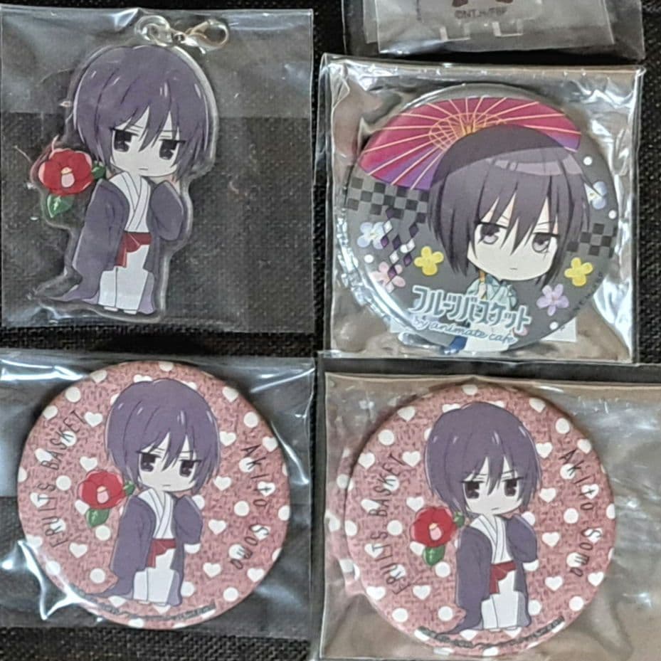 草摩慊人 フルバ フルーツバスケット カフェ 缶バッジ アクキー - メルカリ