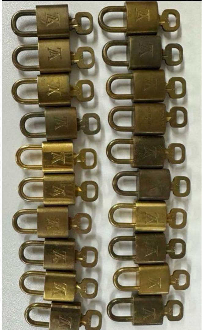 ルイヴィトン　鍵　カデナ　パドロック　100個セット