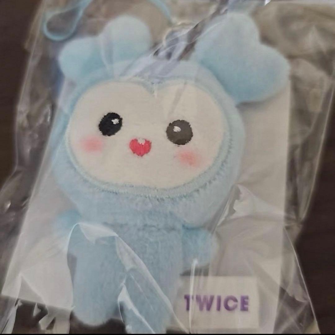 TWICE ナヨン　10cm ぬいぐるみ　新品　キーリング