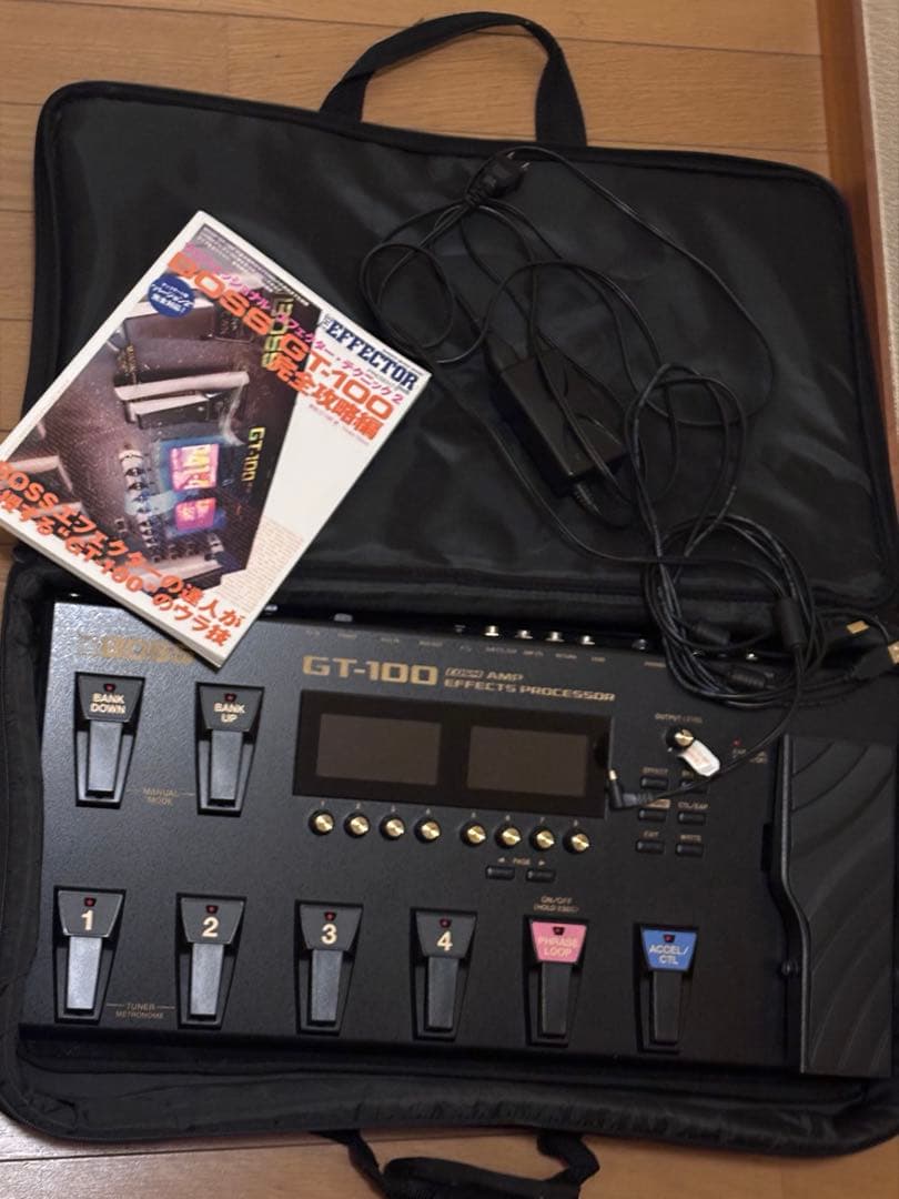 BOSS GT-100 バージョン2 ギターエフェクター　攻略本付き