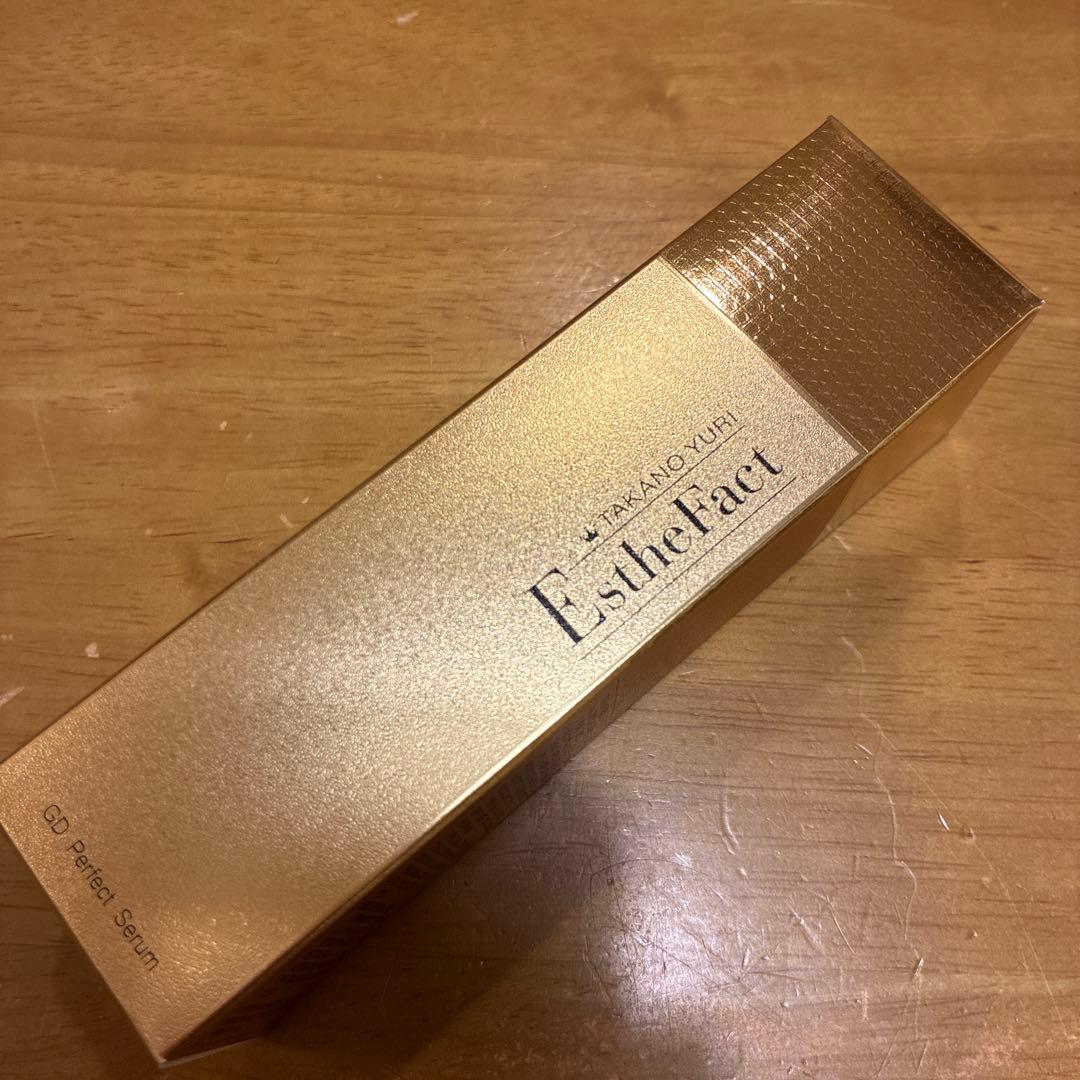 シシィ　プロフ見てね❣️　エステファクト GDパーフェクトセラム 30mL