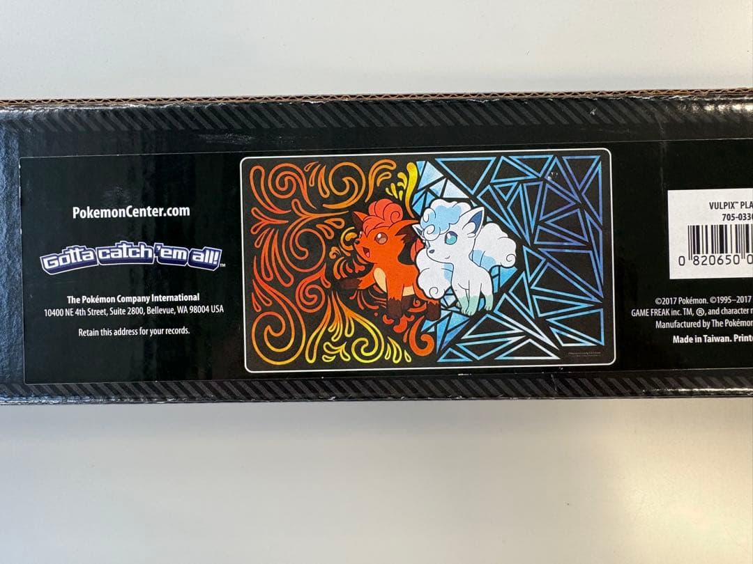 ポケカ ロコン アローラロコン プレイマット 海外