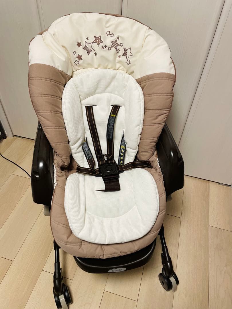 ✨️お値下げしました✨️combi ネムリラ オートスウィング