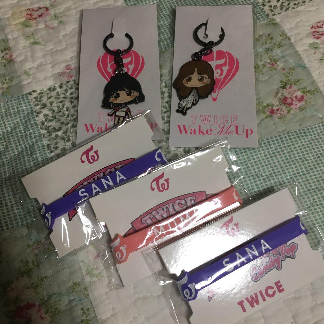 TWICE 公式 グッズ
