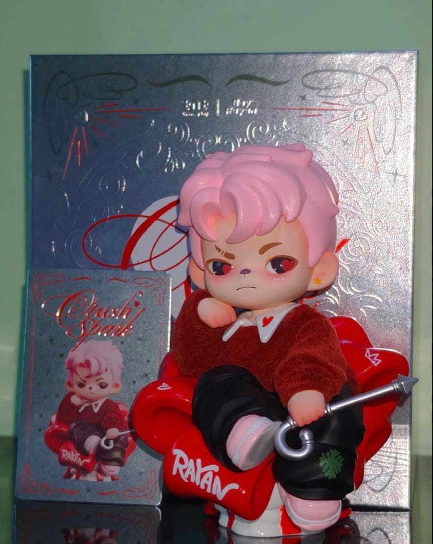 TNT SPACE Boy Rayan キーホルダーフィギュア