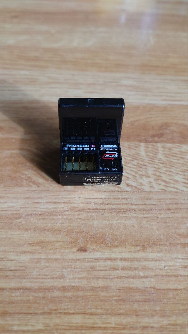 [値下げ不可] FUTABA R404SBS-E受信機 R404SBS-E | 双葉電子工業株式会社 ラジオコントロール