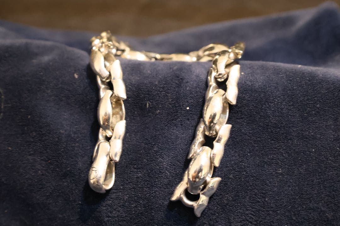 ロンワンズ、ディープタッチブレスレット