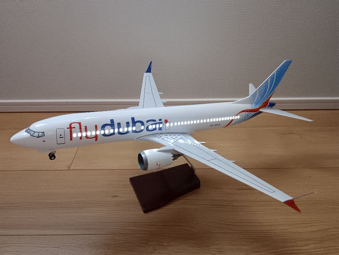 1/85 flydubai Boeing 737 フライドバイ 航空機 飛行機