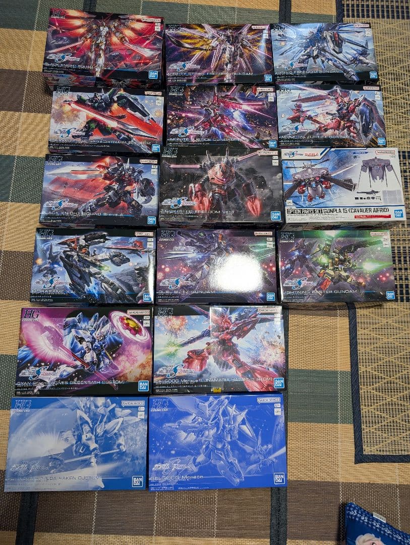 機動戦士ガンダムSEED FREEDOM HG新品未組立16体ガンプラまとめ売り
