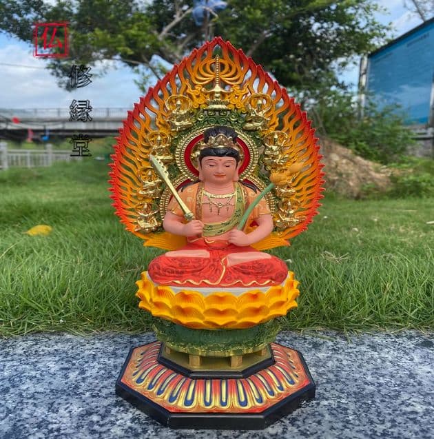 【修縁堂】細密彫刻 木製 彩繪 虚空蔵菩薩 　仏教工芸品　木彫仏像