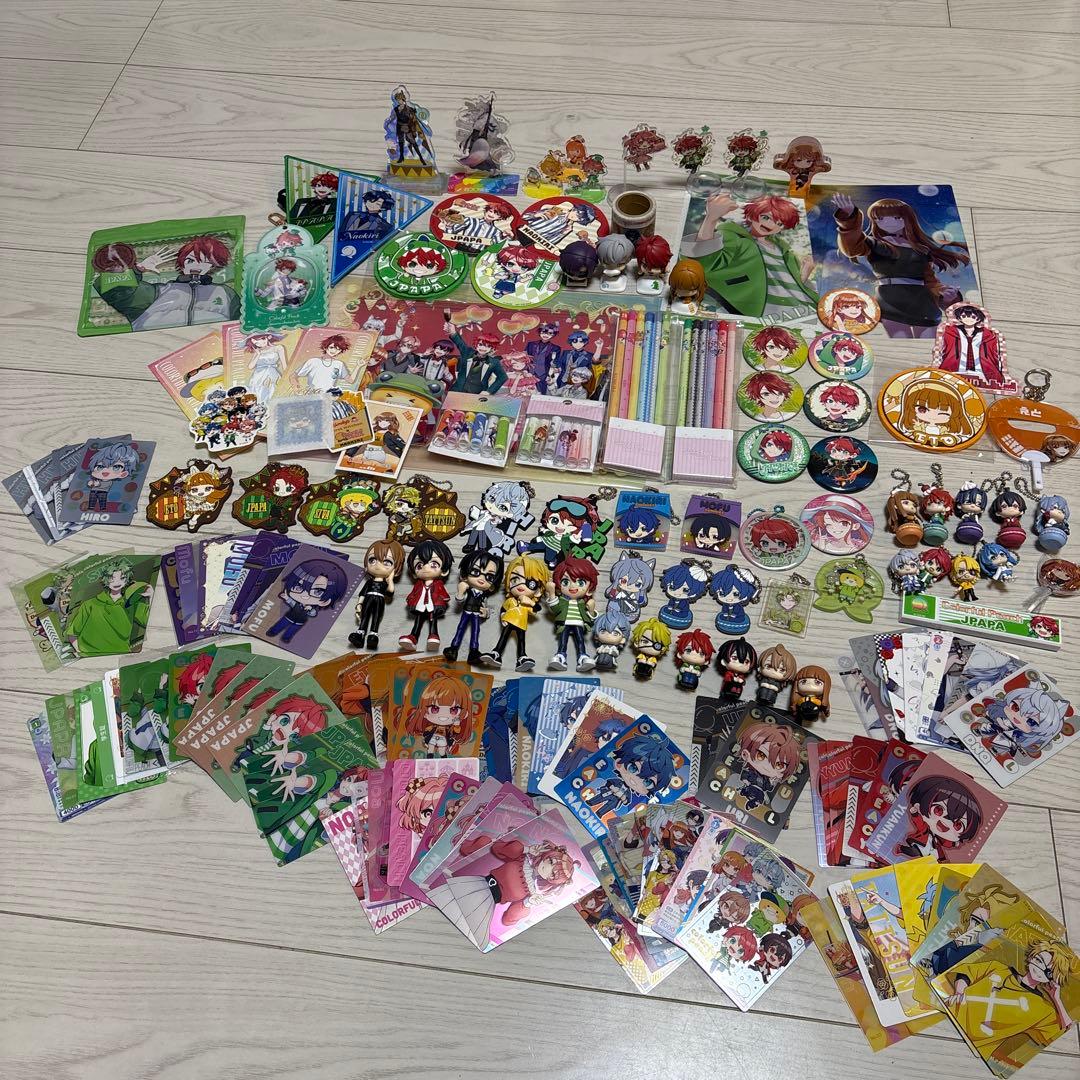 カラフルピーチグッズ