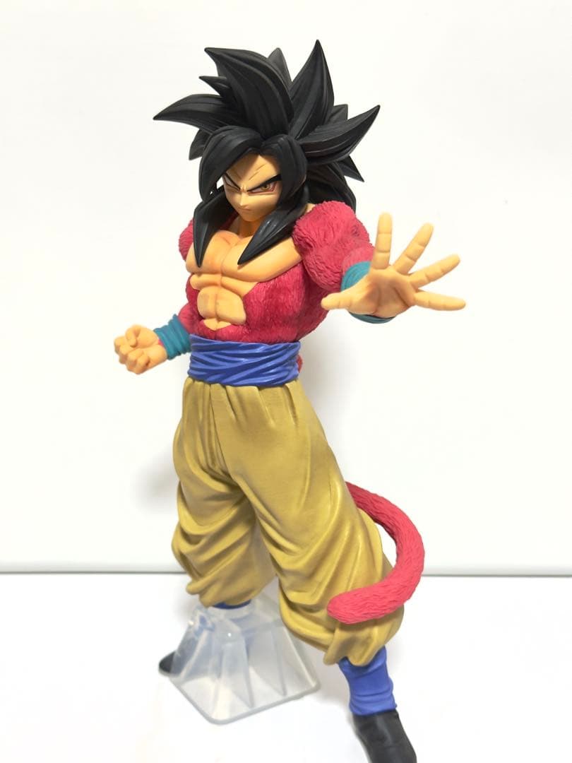 一番くじドラゴンボール　B賞超サイヤ人4孫悟空