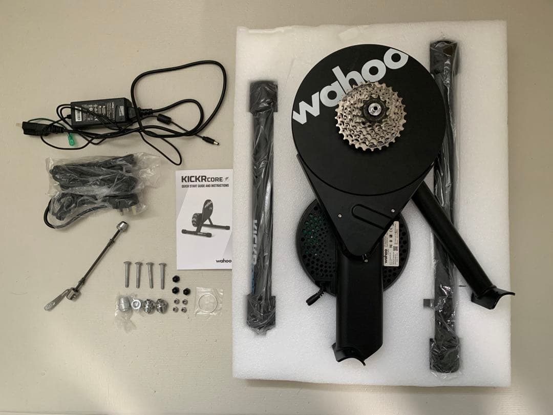 Wahoo KICKR CORE ローラー台　★スプロケット付き★ 不足部品有り WAHOO KICKR CORE（ワフー キッカーコア スマートバイクトレーナー）