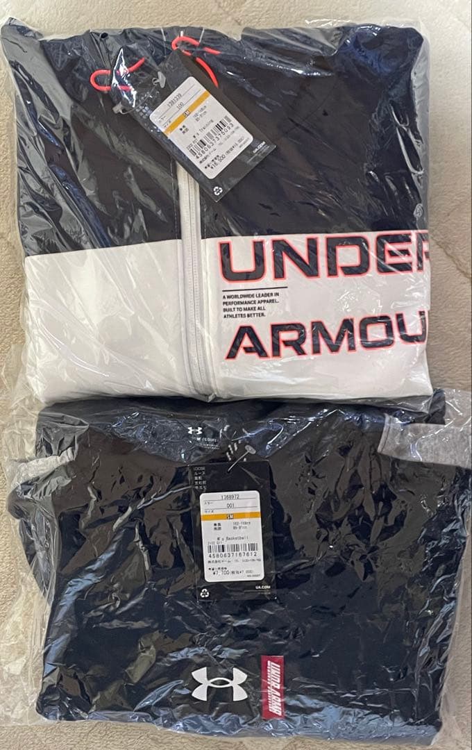 未使用・タグ付 アンダーアーマーSMサイズ プルオーバー フィッティド計2着