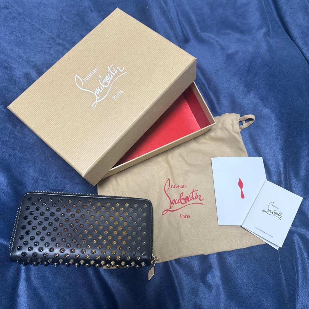 Christian Louboutin 長財布　グラデーション