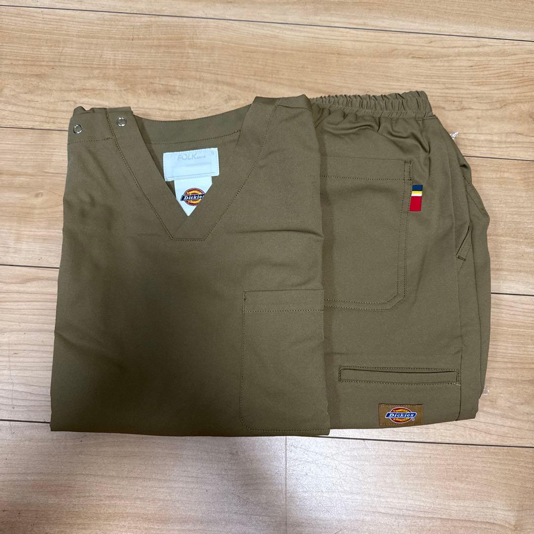 Dickies スクラブ カーキ Sサイズ　シャツパンツ　上下セット