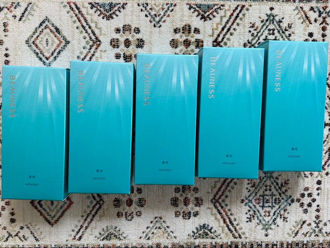 メナード 薬用ビューネB 160ml アルファキット30ml付5本セット 楽天市場】メナード アルファキット薬用ビューネB 160mL+30mL【限定