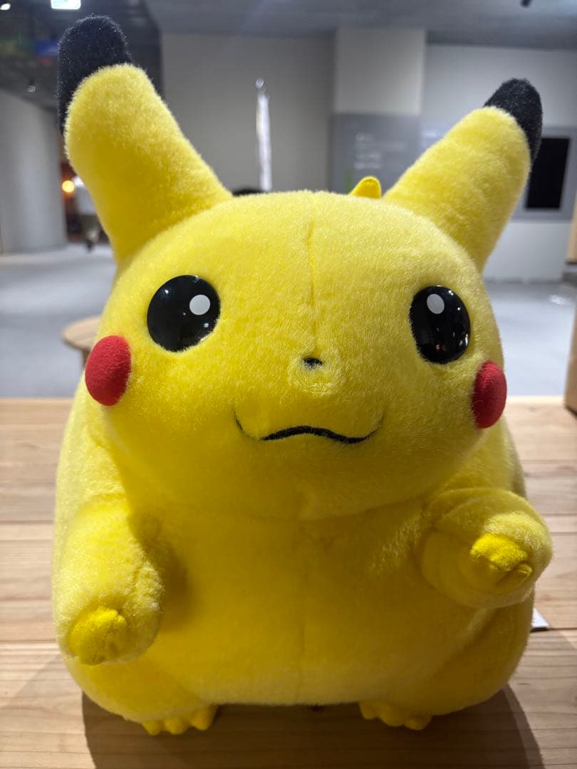 極美品TOMY 初期 ピカチュウ ぬいぐるみ 等身大 ポケモン 初代 1／1