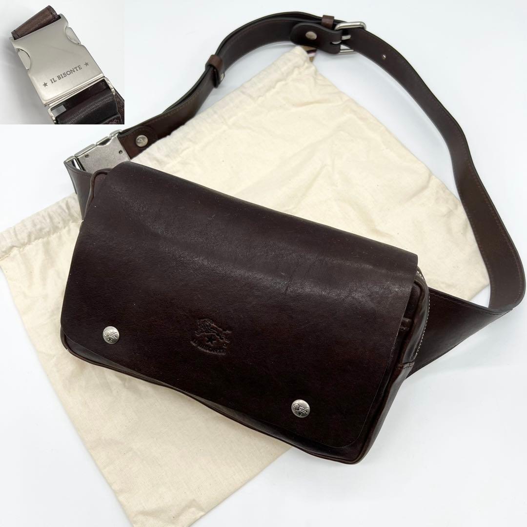 【現行モデル✨美品】イルビゾンテ　ボディバッグ　メタルバックル　レザー　濃茶