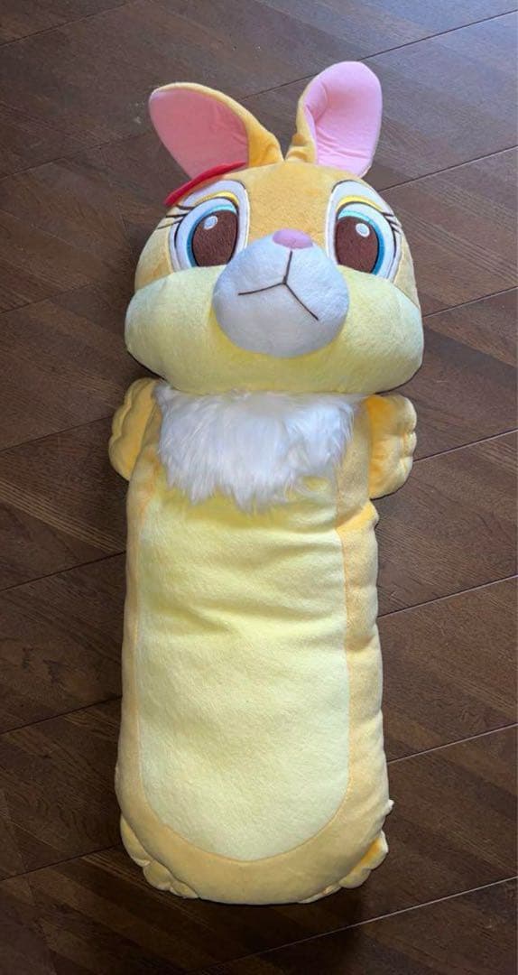 新品未使用 ディズニー ミスバニー クッション 抱き枕 ぬいぐるみ F