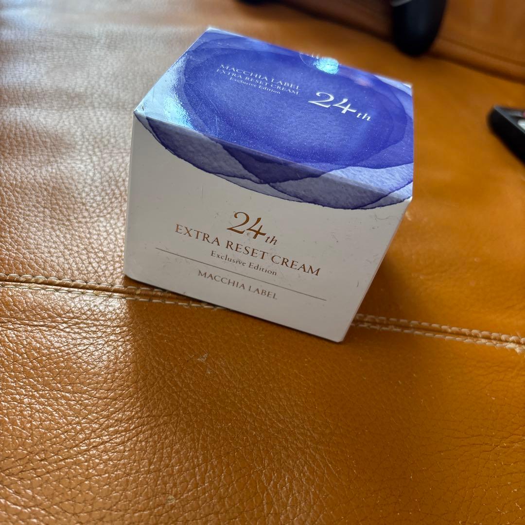 マキアレイベルエクストラリセットクリーム 24th（44g）