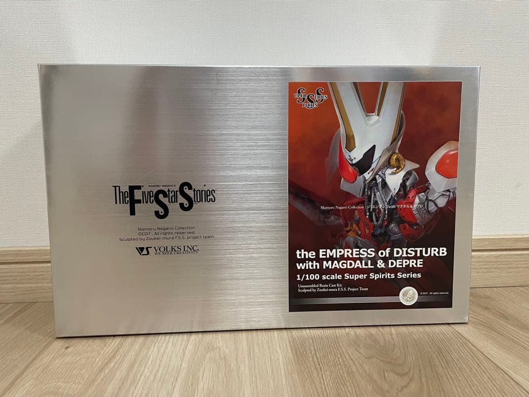 ファイブスター物語　1/100 ジ・エンプレス with マグダル&デプレ SSS 1/100 ジ・エンプレス with マグダル＆デプレ | ボークス公式