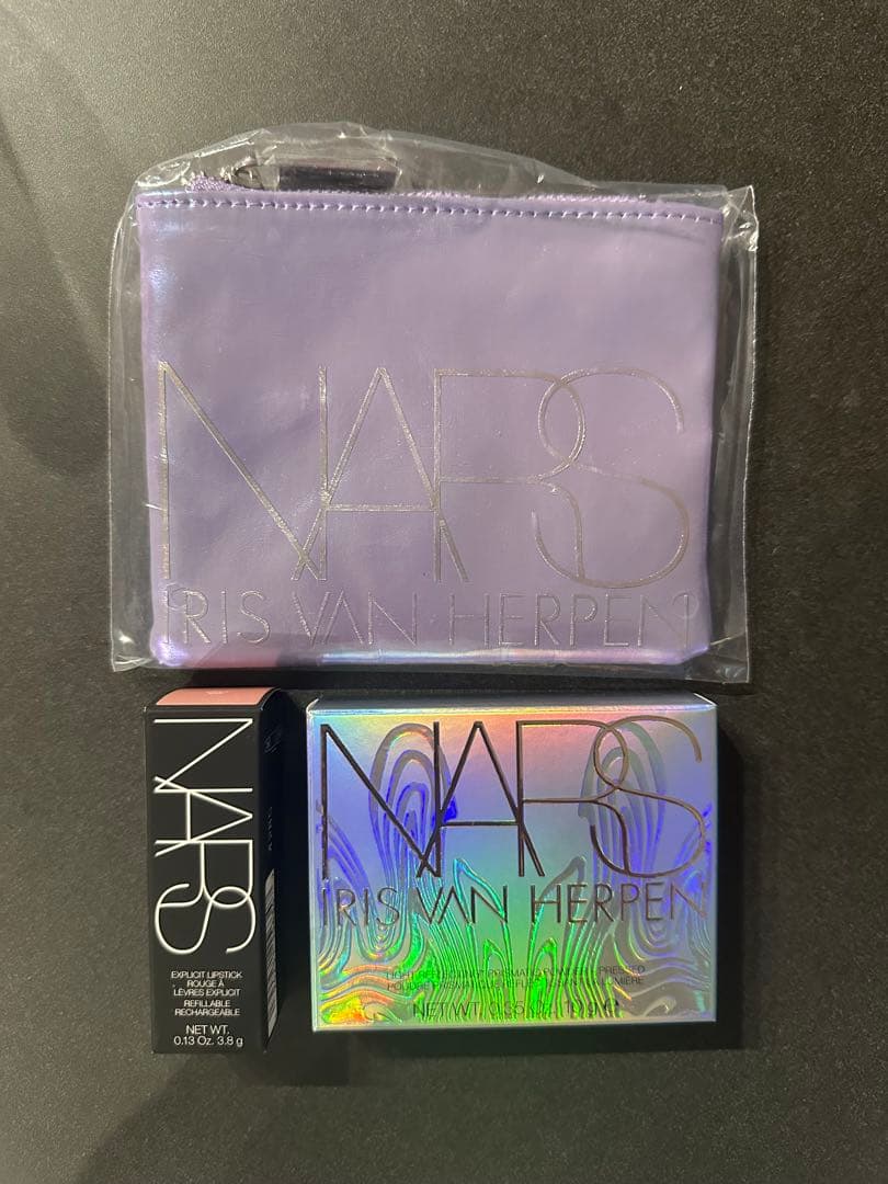 NARS リップスティック　ライトリフレクティング プリズマティックパウダー