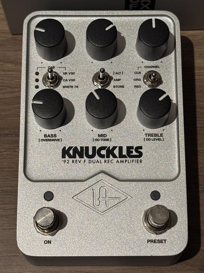 UAFX KNUCKLES デュアルレクチファイヤー　モデラー